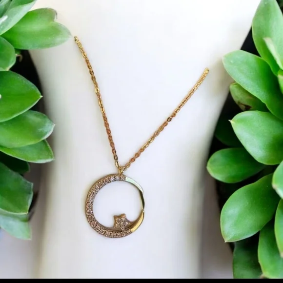 14k.Gold Plated Crescent Moon Necklace - Picture 6 of 11